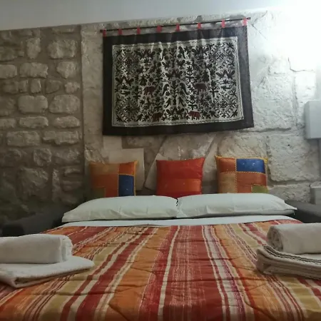 Canton Delle Rose Apartment *